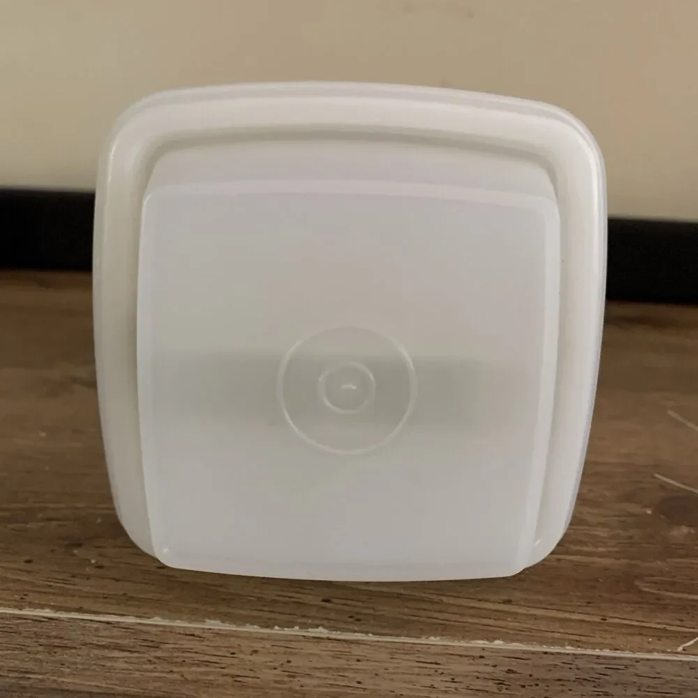Tupperware this vintage